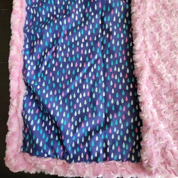 Hand Sewn Girls/Baby Blanket Blue Raindrops Pink - Picture 2 of 3